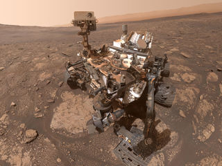 Curiosity Looking Dusty on the Surface of Mars